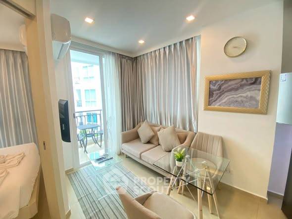 คอนโด 1 ห้องนอน โอลิมปัส ซิตี้ การ์เด้น ใกล้พัทยาใต้ (ID 2418867)