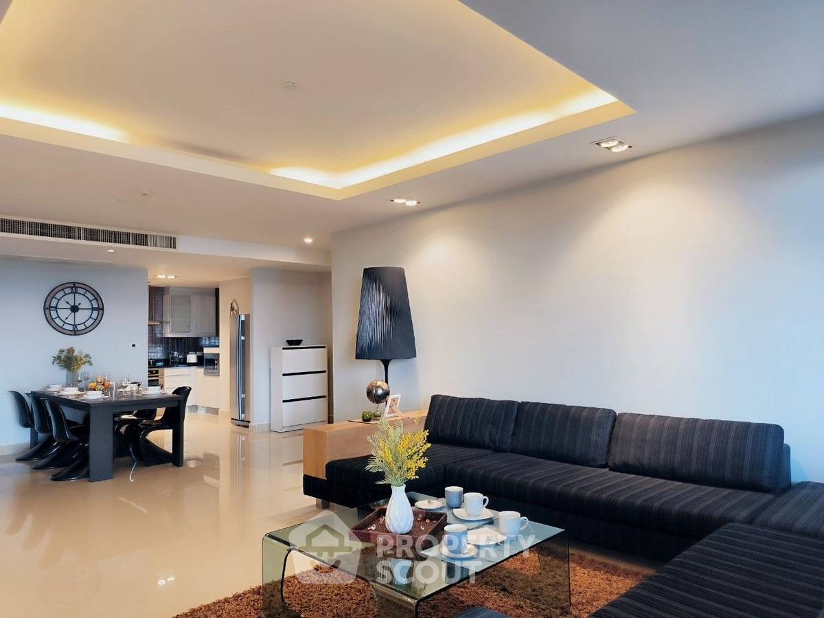 2-BR Condo at La Royale Beach Condo close to Pattaya (ID 2132427)