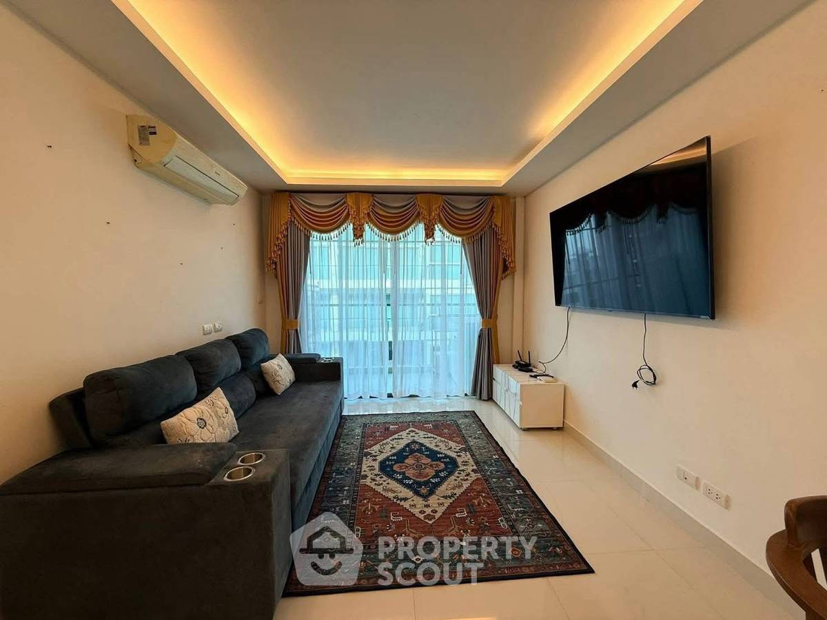 2-BR Condo at Club Royal Condominiums close to Sanctuary of Truth (ID 2453468)