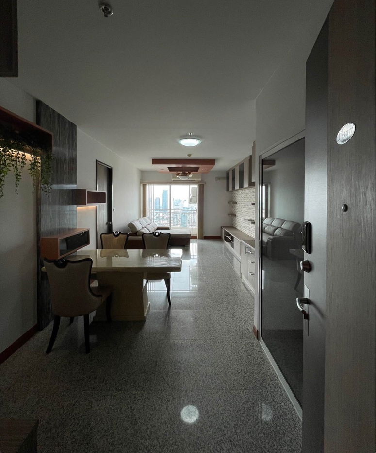 Supalai River                    Resort