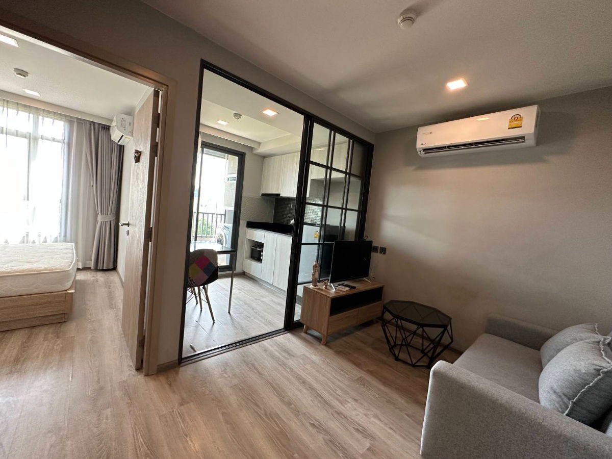 Condo For Rent!!Maestro Ratchada 19