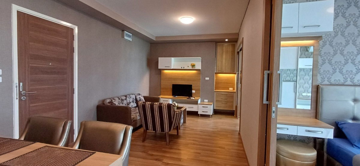 Treasure Condo in Chiangmai Business Park near Central Festival Chiangmai