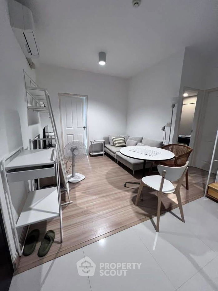 2-BR Condo at Chateau In Town Sukhumvit 62/1 near BTS Bang Chak (ID 2457789)