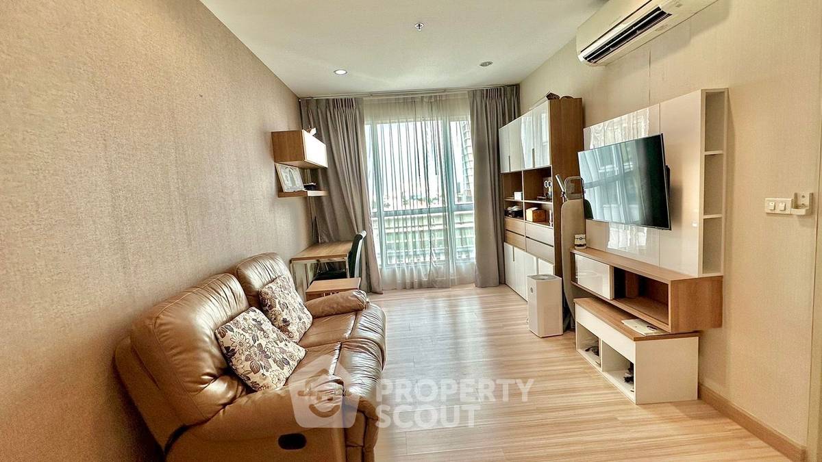 1-BR Condo at The Hotel Serviced Condo near MRT Bang Krasor (ID 1533603)