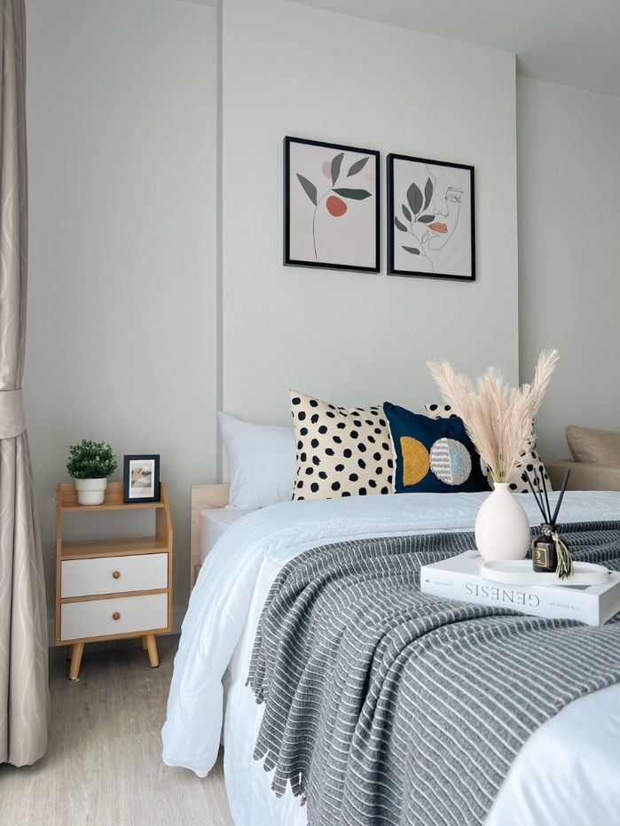 เมโทร สกาย สาทร - วุฒากาศ |