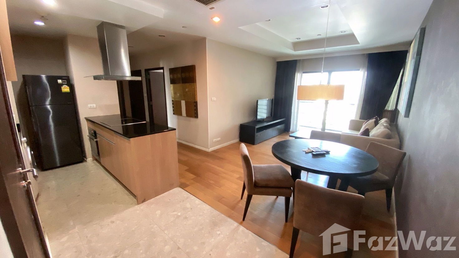 Stylish Downtown Living at Sathorn Gardens: Unbeatable Price 1164584