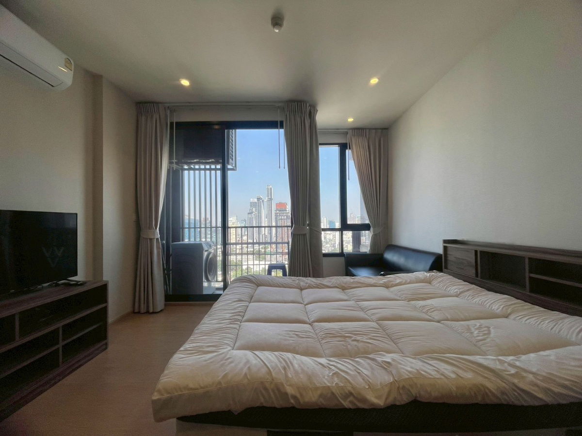 Renting Maru ekkamai urgent high floor