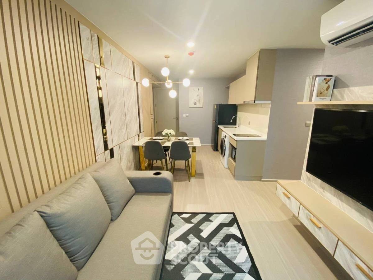 2-BR Condo at Life Ladprao near BTS Ha Yaek Lat Phrao (ID 1958330)