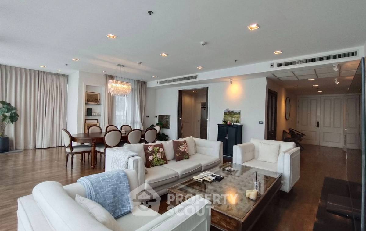 4-BR Condo at Athenee Residence near BTS Phloen Chit (ID 2452119)