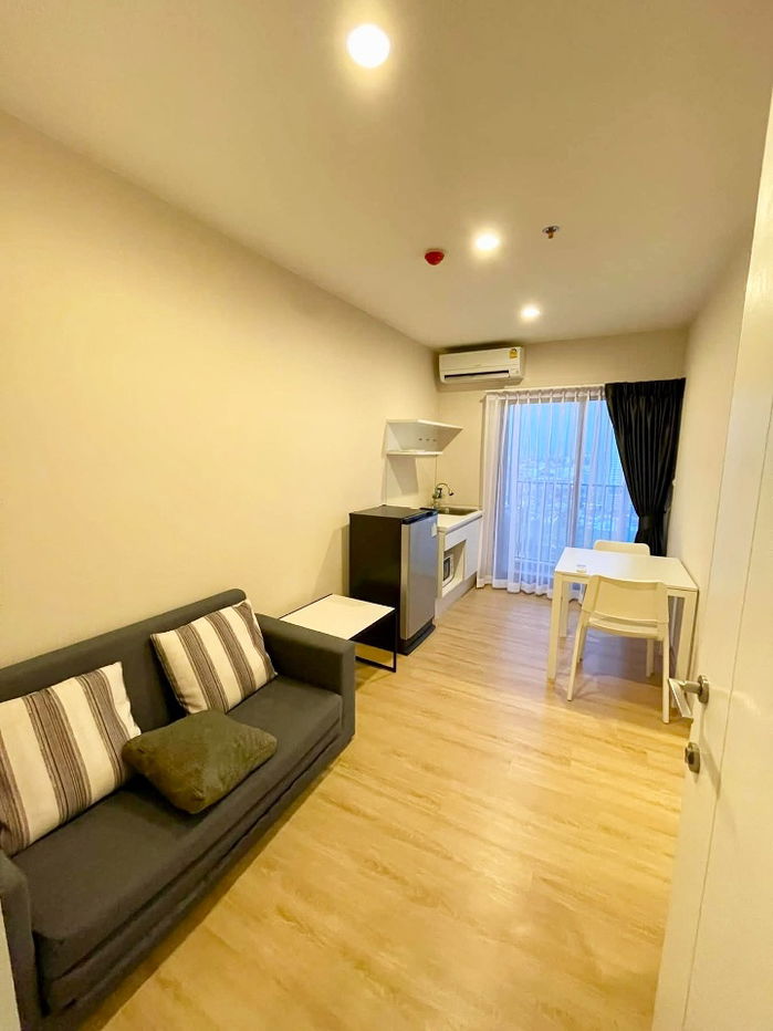 code : E20 Plum Condo Central Station