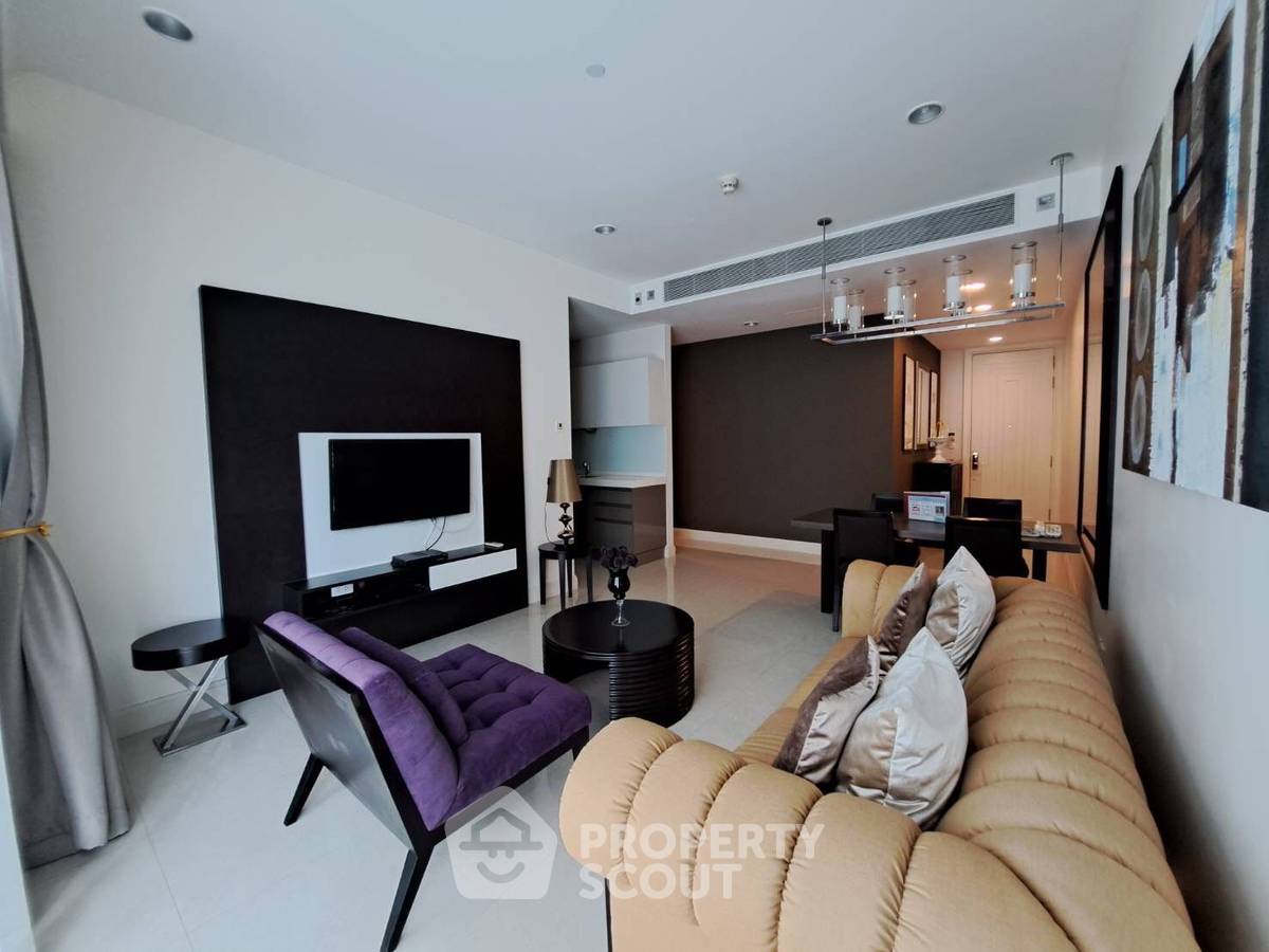 2-BR Condo at Q Langsuan near BTS Ratchadamri (ID 1742148)