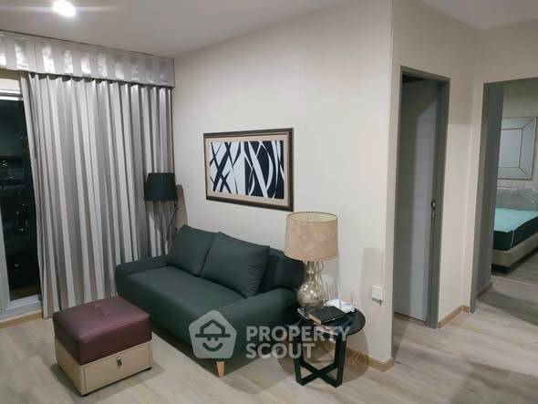 2-BR Condo at Life Ratchadapisek near MRT Huai Khwang (ID 2462143)