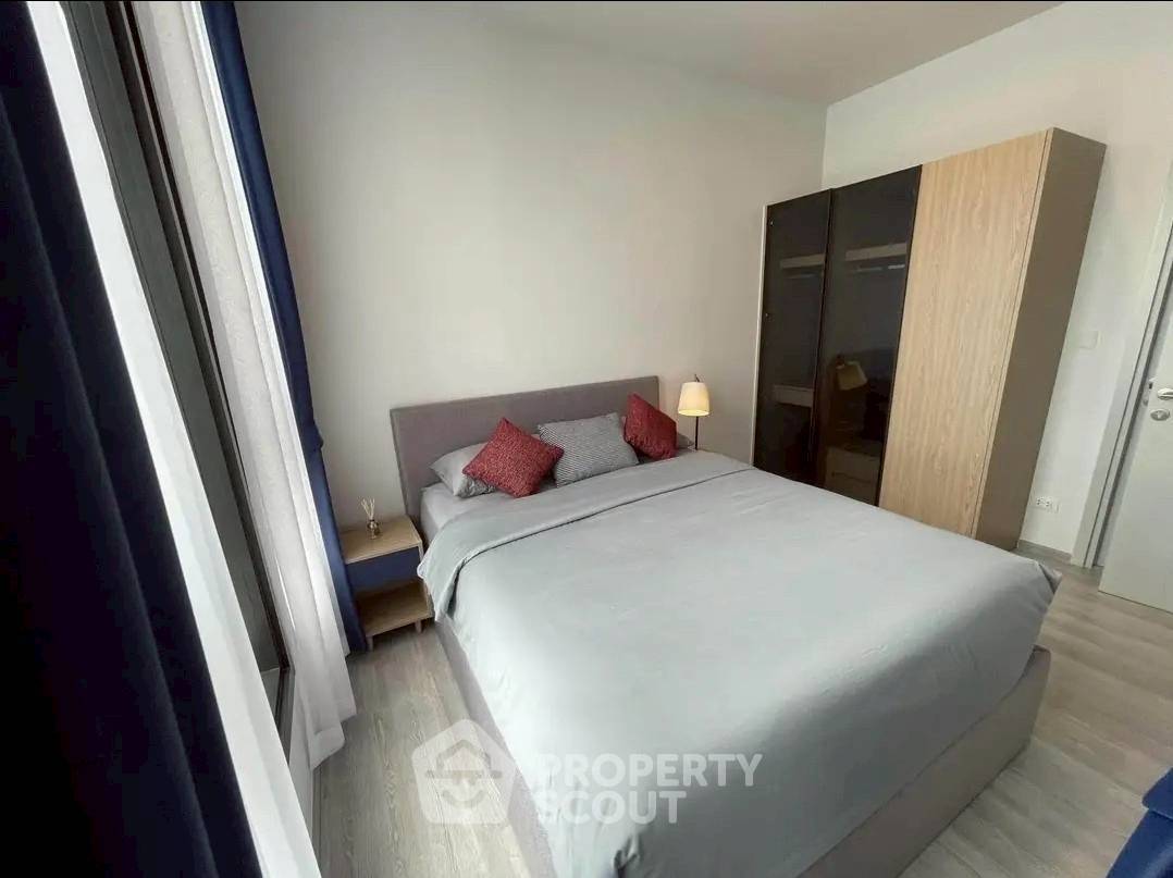 1-BR Condo at XT Ekkamai near BTS Thong Lor (ID 2249761)