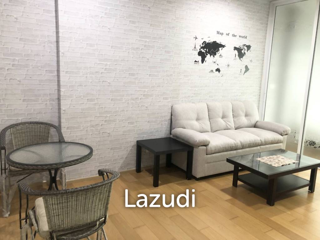 Elegant 1-Bedroom Condo in Hive Sathorn Khlong San