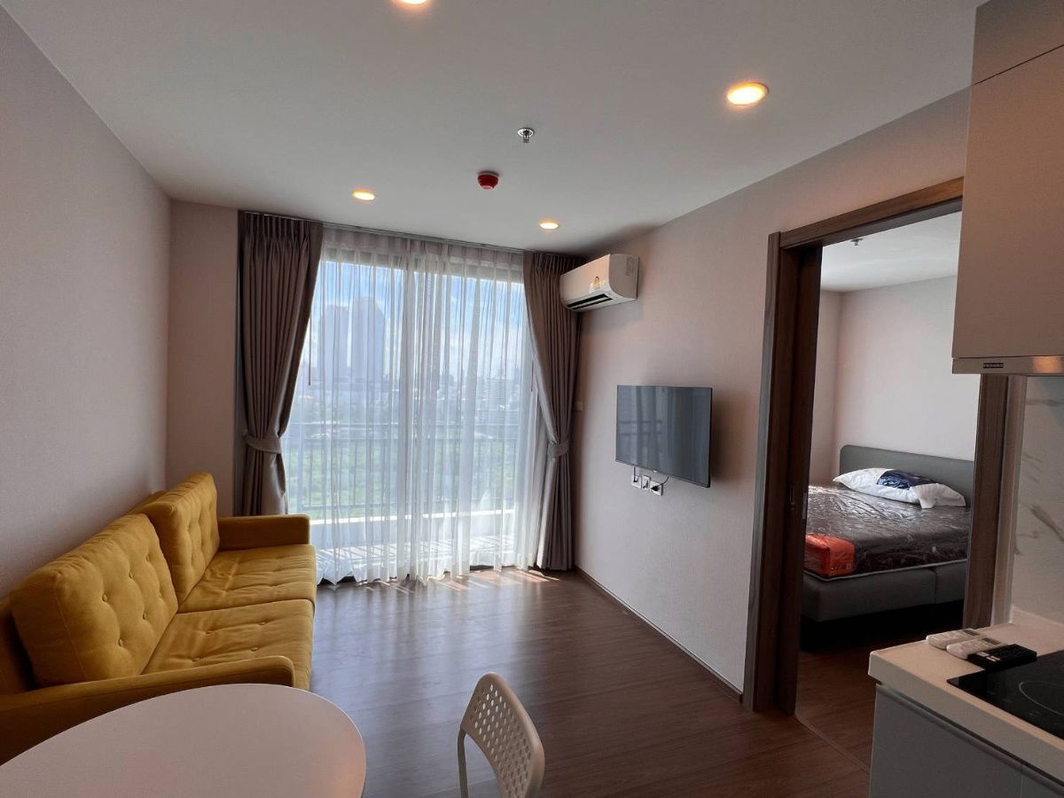 出租 Artisan Ratchada 家具齐全（靠近 MRT 泰国文化中心）