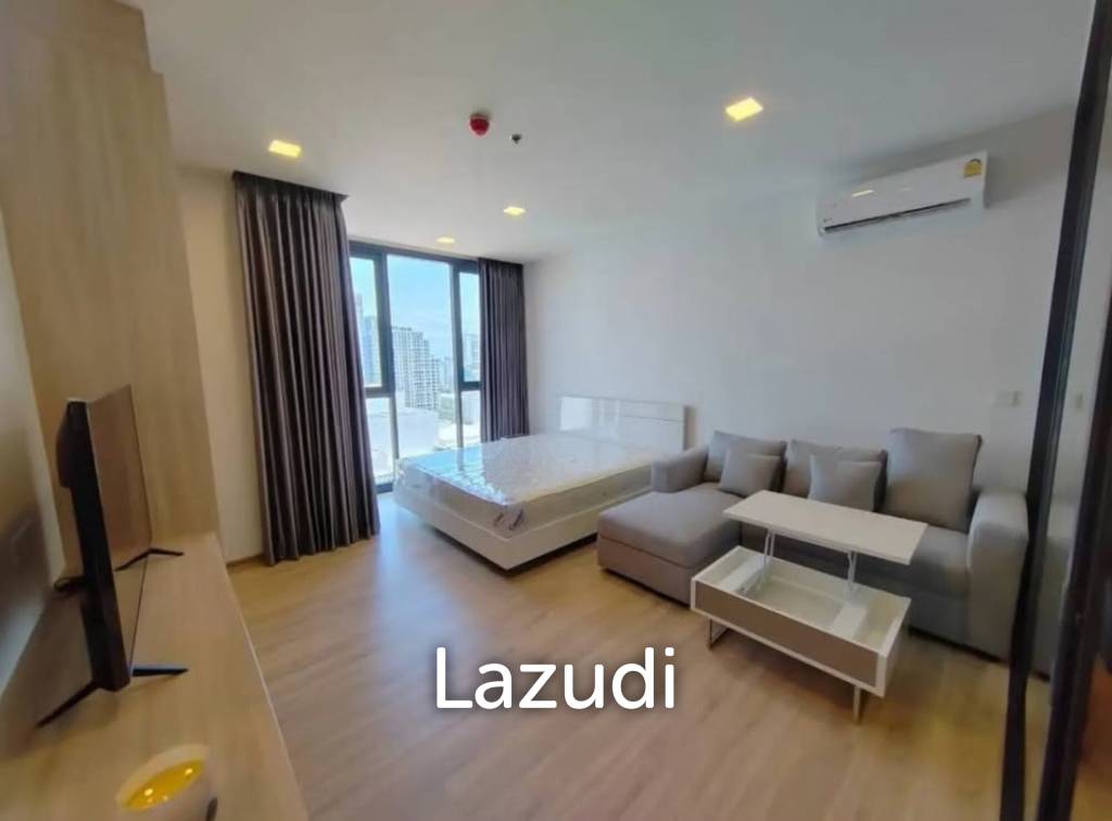 Stylish 1-Bedroom Condo in XT Phayathai Bangkok