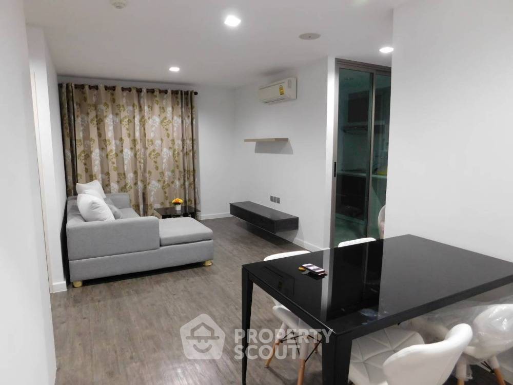 2-BR Condo at B Campus Prachachuen close to Ngam Wong Wan (ID 421606)