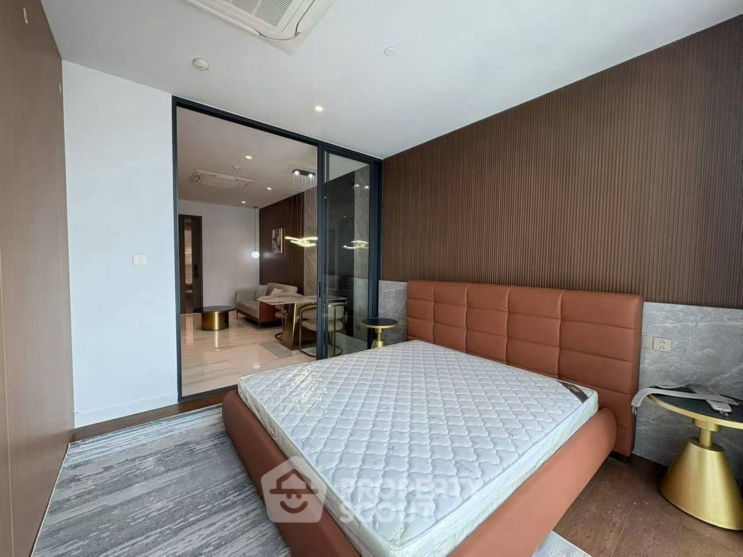 1-BR Condo at Supalai Icon Sathon near MRT Si Lom (ID 2455877)