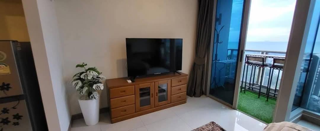 Riviera Jomtien Condo Studio with Sea View