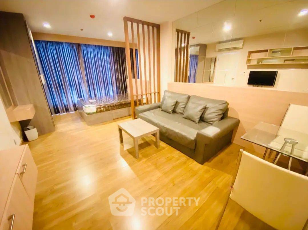 1-BR Condo at The Tree Interchange near MRT Bang Pho (ID 2017049)