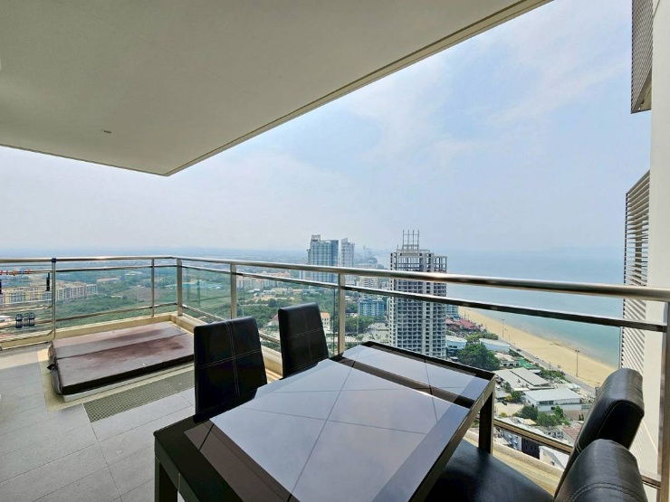 For rent 2 bed Reflection Jomtien Beach Pattaya