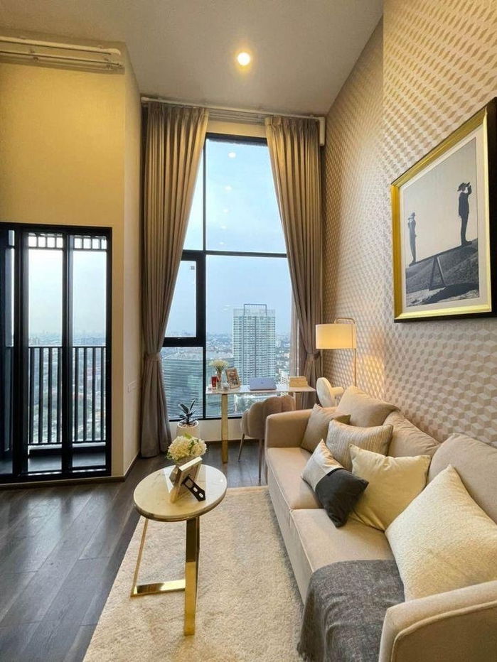 Knightsbridge Space Ratchayothin