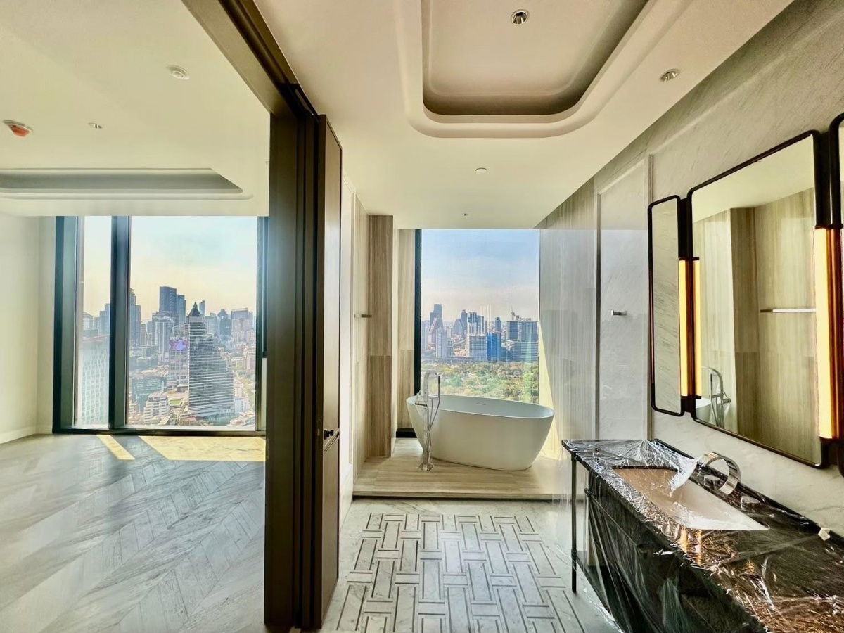 LTH13704 – Condo for Rent | ONE89 wireless | 366.13 sqm | 5 Beds 5 Baths | Near MRT Lumpini | 1.5 MB/Month