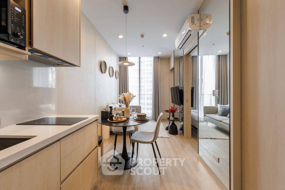1-BR Condo at Noble State 39 near BTS Phrom Phong (ID 1898705)