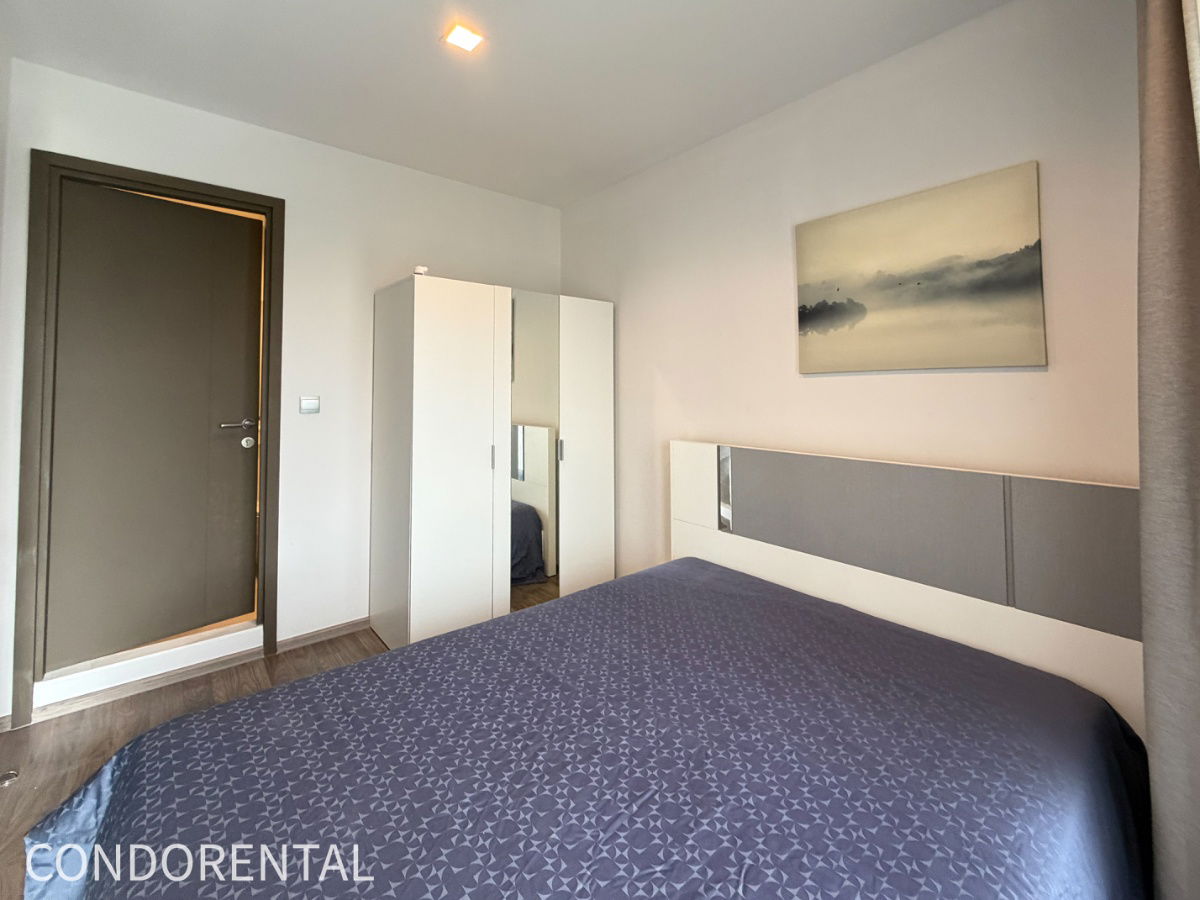 For rent at Life Ladprao Valley / Line ID : @bestprice (with @ too)