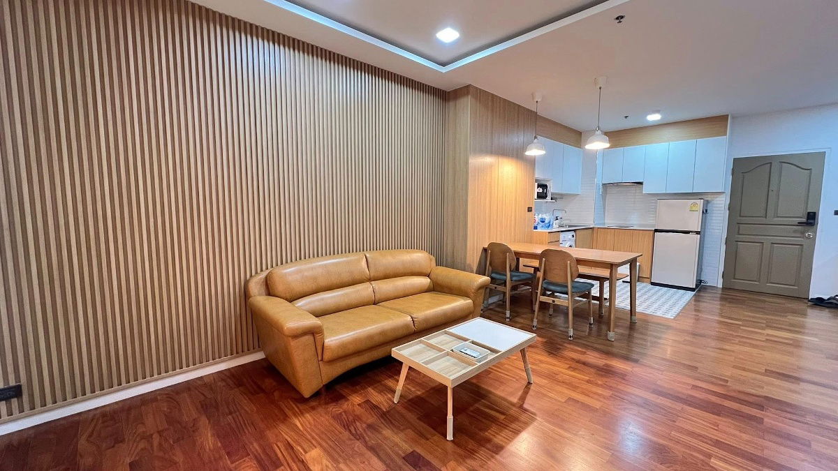🍀 For Rent Pathumwan Resort 🍀 Add Line ID: @zcondo (with@) 🔥 C4916