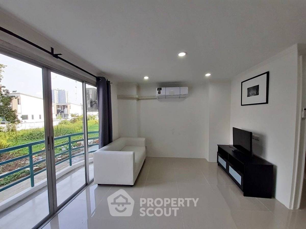 2-BR Condo at Waterford Park Rama 4 near BTS Phra Khanong (ID 1803541)