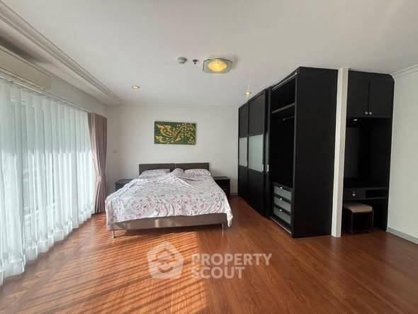 คอนโด 3 ห้องนอน แอท แกรนด์ พาร์ค วิว อโศก ใกล้ MRT สุขุมวิท (ID 2393605)