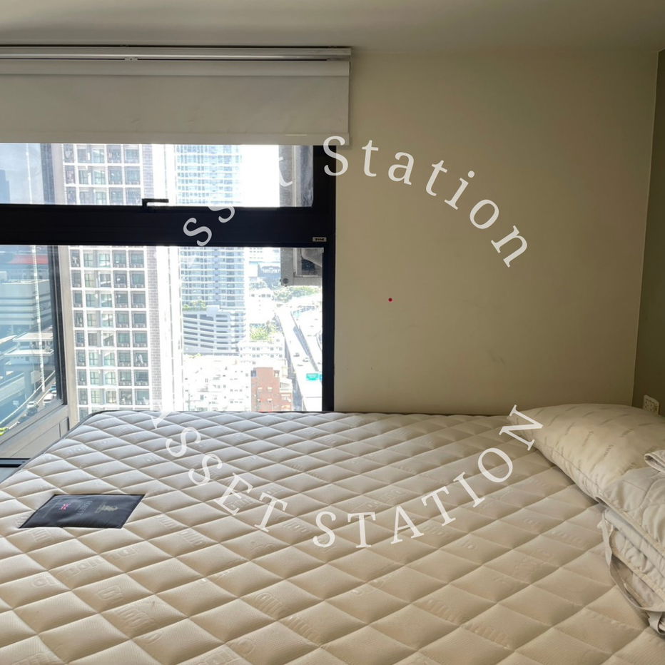 For rent: Chewathai Residence Asoke, luxury room, near MRT Rama 9