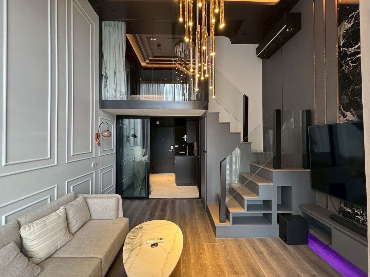 🏙️ Knightbridge Space Ratchayothin – Fully Built-in Corner Unit | High Floor | Stunning View | Ready to Move In! 💰 34,000 THB / month