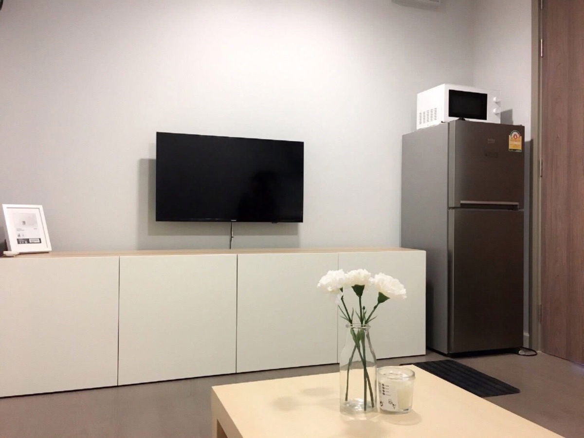 🔥Hot Deal🔥 For Rent 📌 A Space ID Asoke - Ratchada (Line ID: @arent) Negotiable! ✅ We also manage many other projects great deals on every rental!