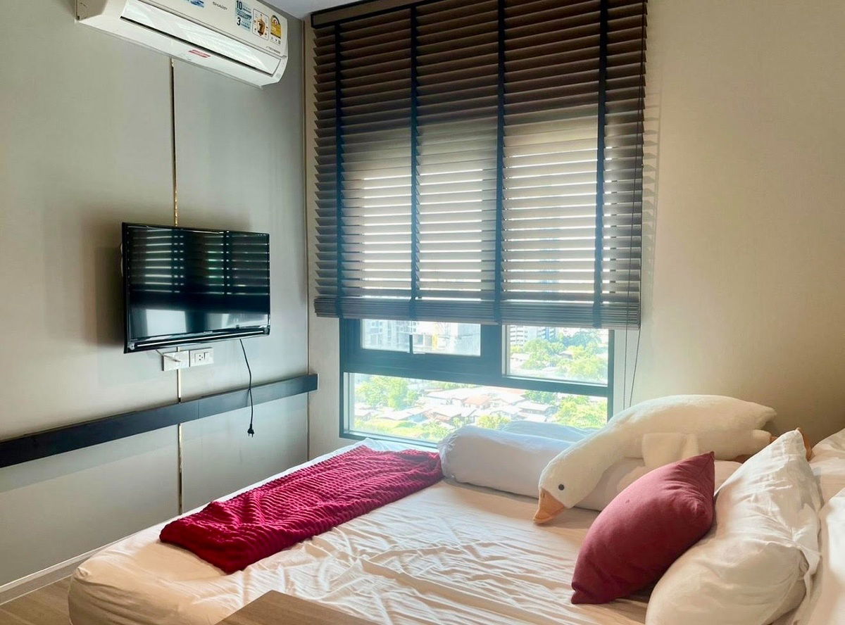 code : E93 Altitude Unicorn Sathorn–Thapra