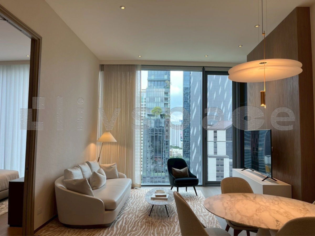 ▚ LE105ツ For Rent Scope Langsuan 1 Bed 83.68 Sqm!! ⭐ RARE ITEM Ultra Luxury, Global Designer Furnishings