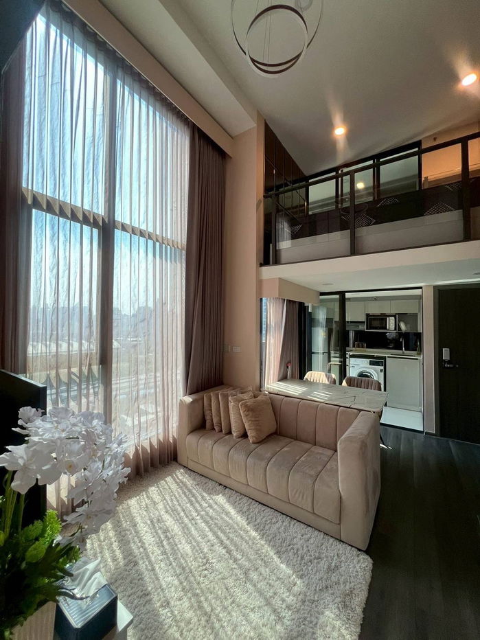 For rent Knightsbridge space Rama9