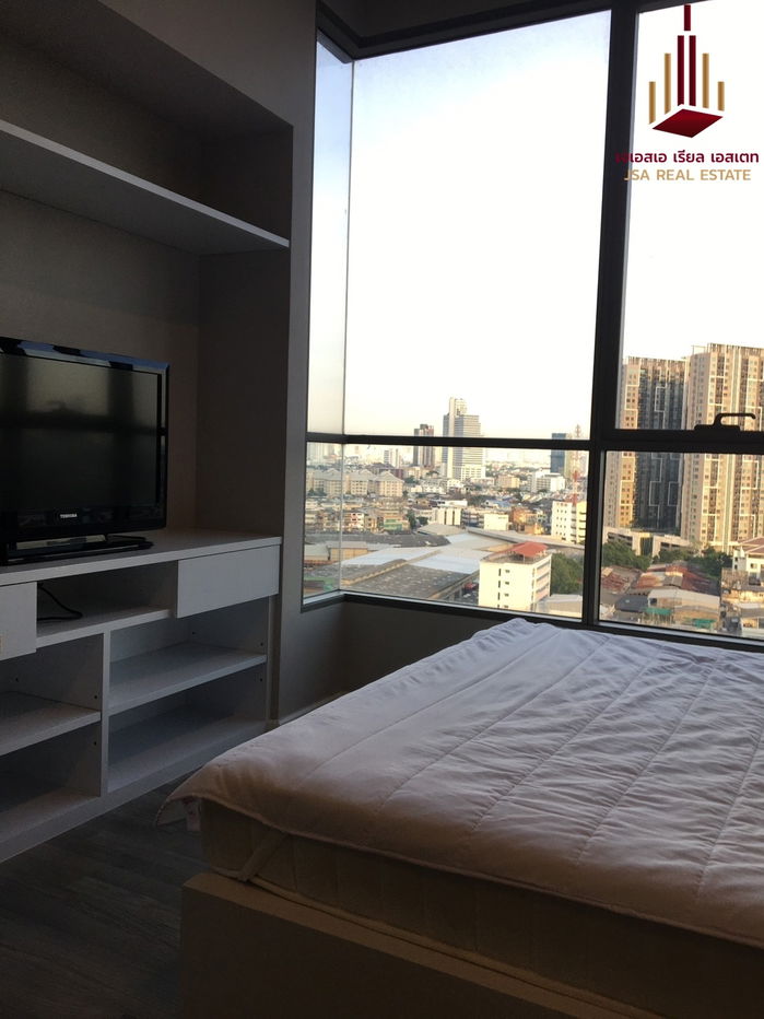 ✨ For Rent: The Room Sathorn - St. Louis Condo ✨   💰 Only 18,000 THB/month
