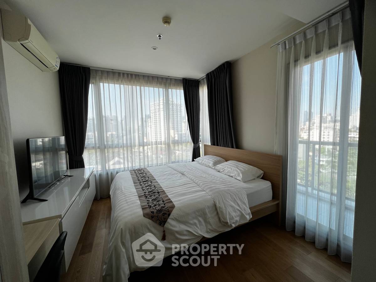 2-BR Condo at H Sukhumvit 43 near BTS Phrom Phong (ID 826115)