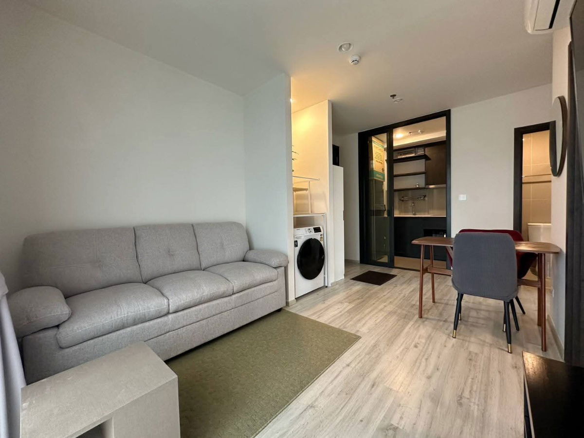 🎈#PO2301_245 🎈𝗙𝗼𝗿 𝗥𝗲𝗻𝘁3️⃣5️⃣k.🔥🔥 #Near MRT Huai Khwang ✨#Available room, can make an appointment to view Condo XT Huai Khwang