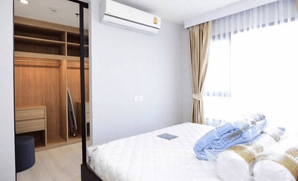 คอนโด 1 ห้องนอน แอท ไลฟ์ อโศก ใกล้ ARL มักกะสัน (ID 372839)