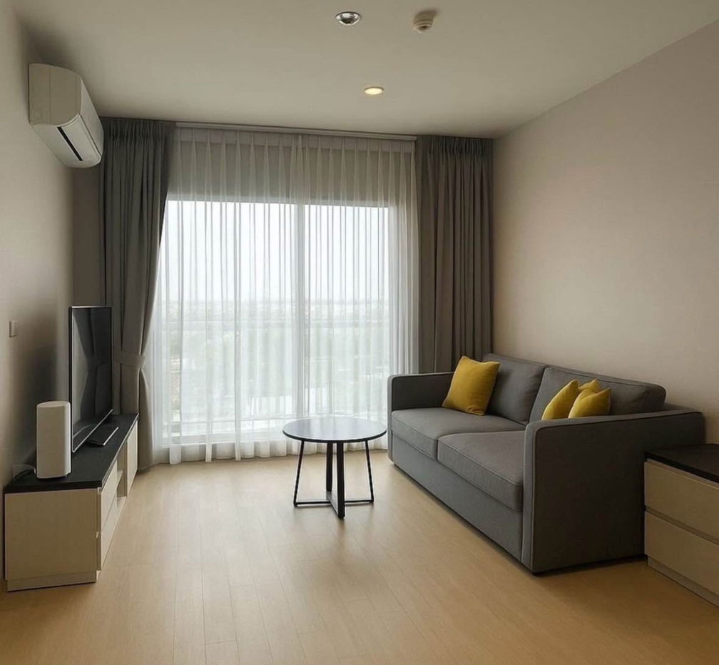 Life                          Ratchadapisek