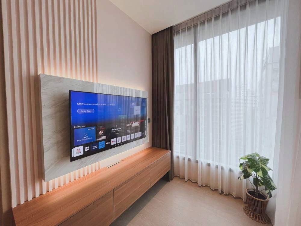 🎈#PO2306_168🎈𝗙𝗼𝗿 𝗥𝗲𝗻𝘁 4️⃣2️⃣k.🔥🔥 #Near BTS Asoke ✨#Available room, can make an appointment to view Condo The Esse Asoke