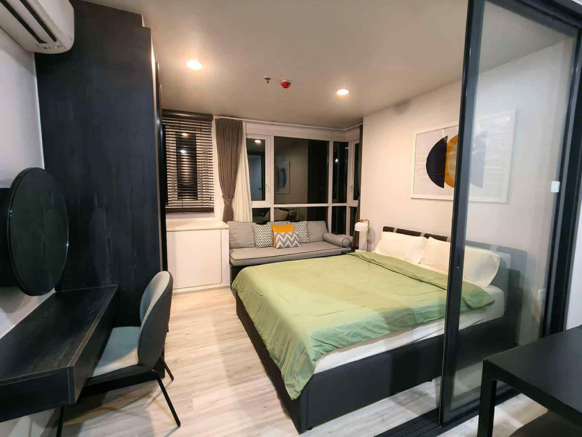 Condo for rent XT Huaikwang, ready to move in. If interested, contact Line @goodmanpro or call 0999029192.