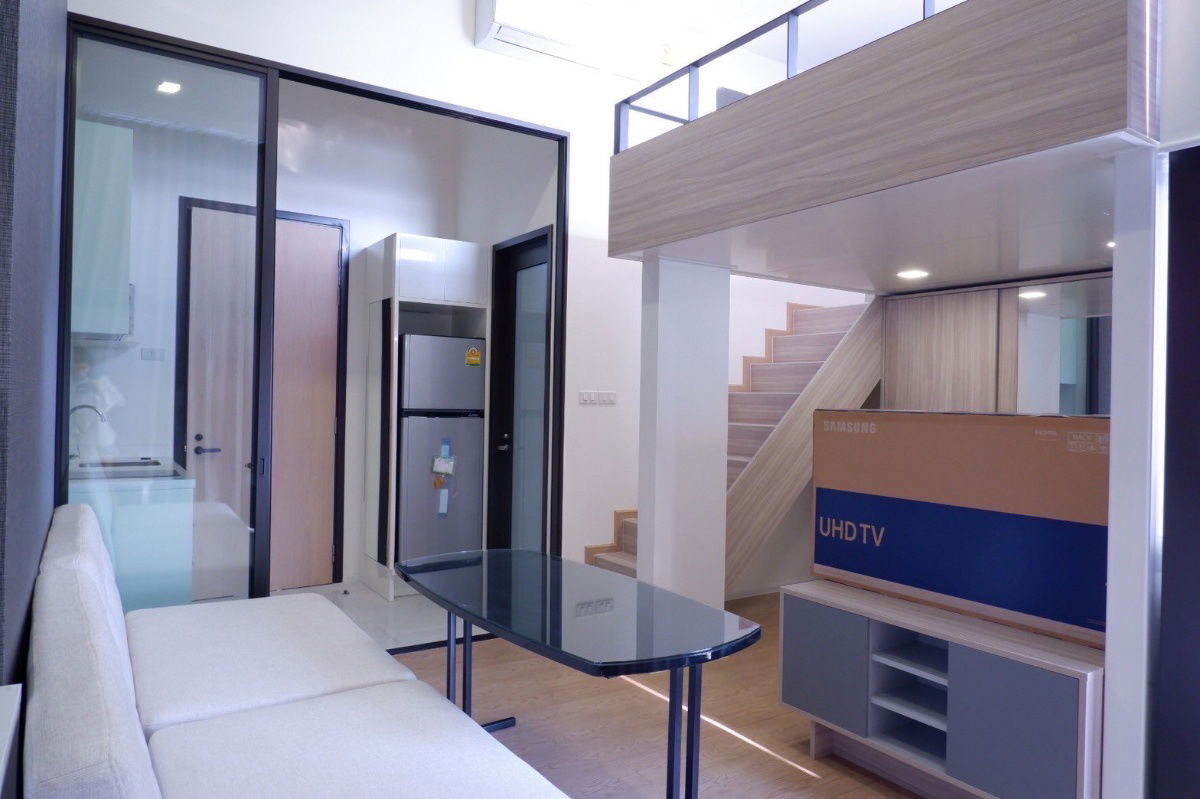 For Rent condo Chewathai Residence Asoke Duplex fully furnished (S15-36085)