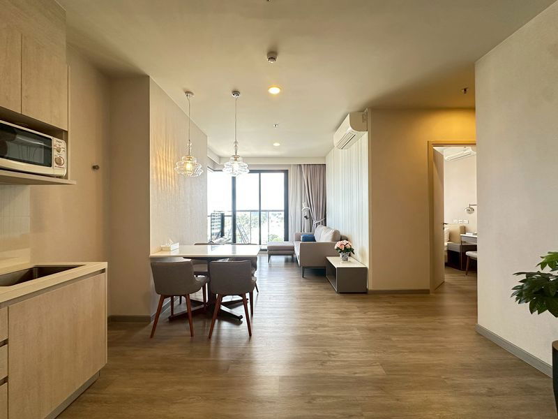 ငှားရန် : Keen Center ၊ ဇိမ်ခံကွန်ဒို ၊ Sriracha ၊ မြို့လယ် ၊ Robinson Department Store အနီး