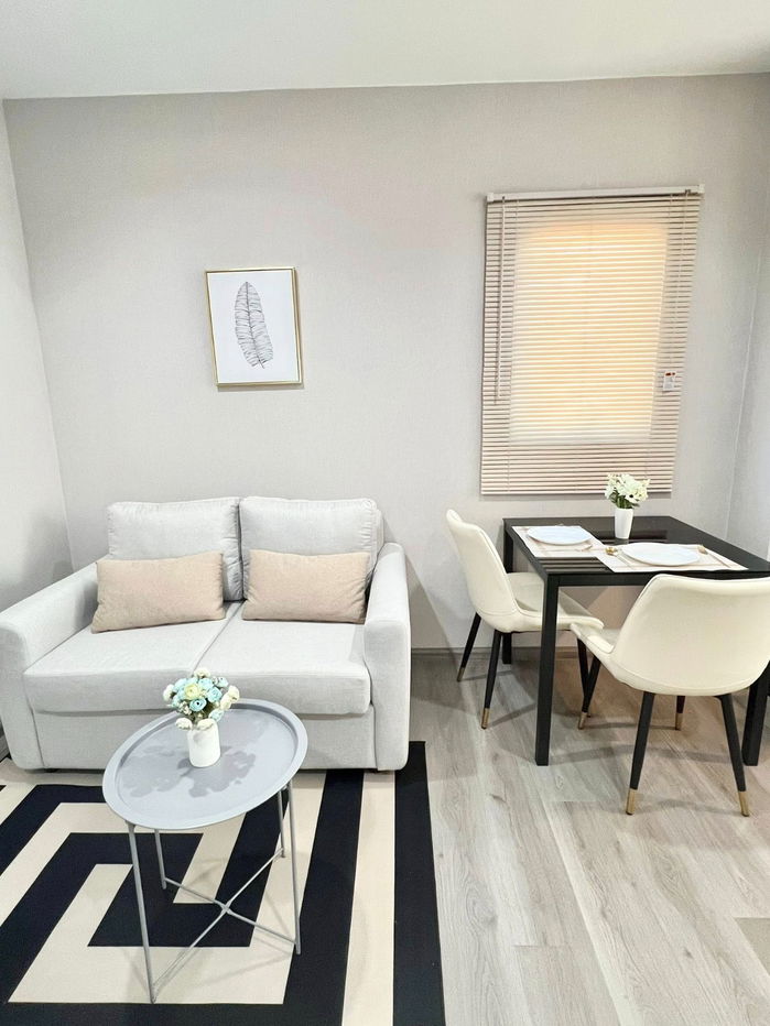 ST0361  The Politan Rive ST0361