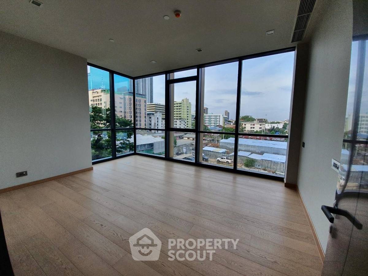2-BR Condo at The Monument Thonglo close to Thong Lo (ID 452883)