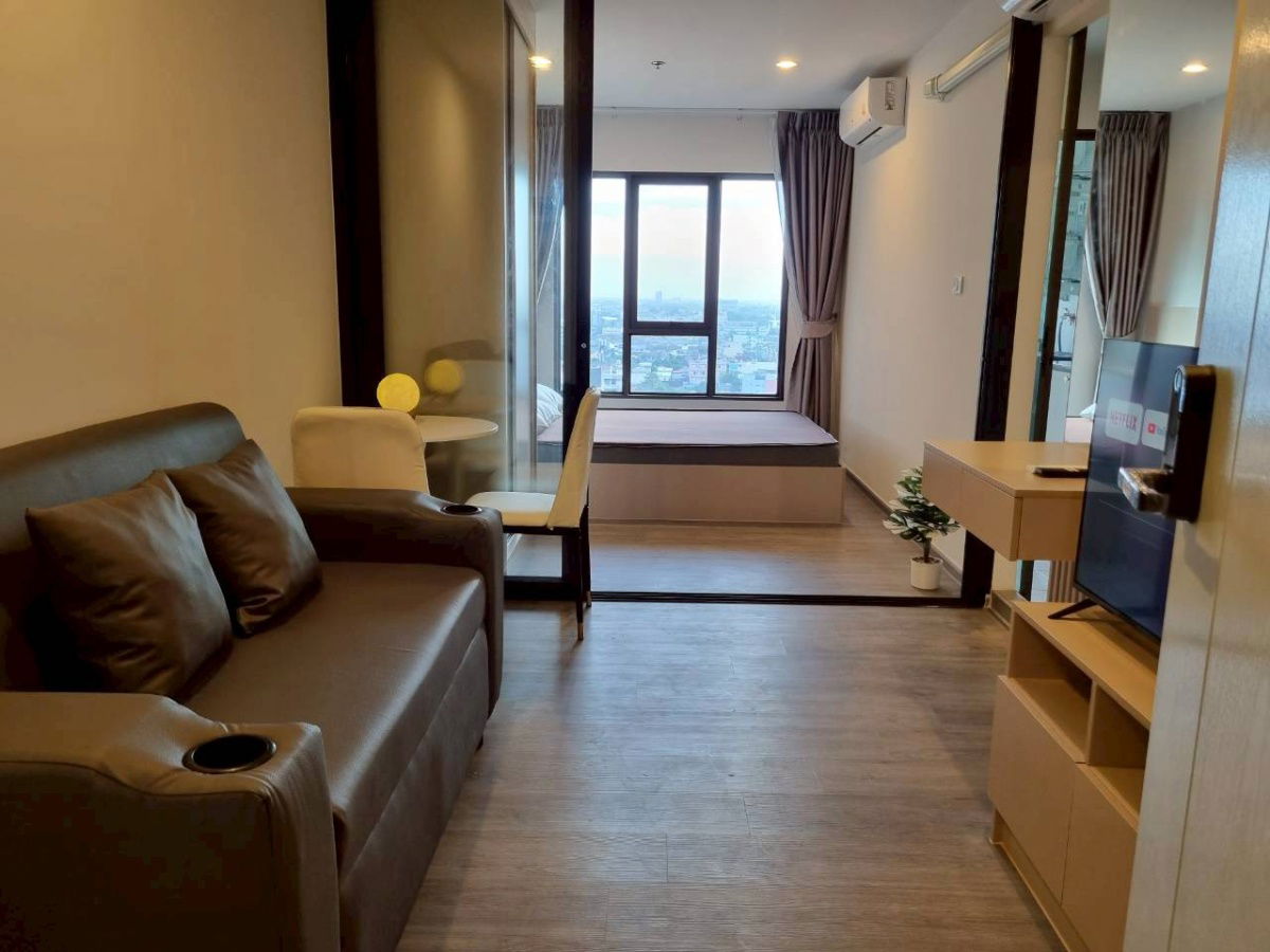 Condo for rent:Regent home Wutthakat, ready to move in. If interested, contact Line @goodmanpro or call 0999029192.